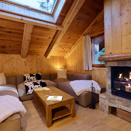 Neuf 7 – Jacuzzi Sauna – 12 à 14 Pers. Titania Chalet *